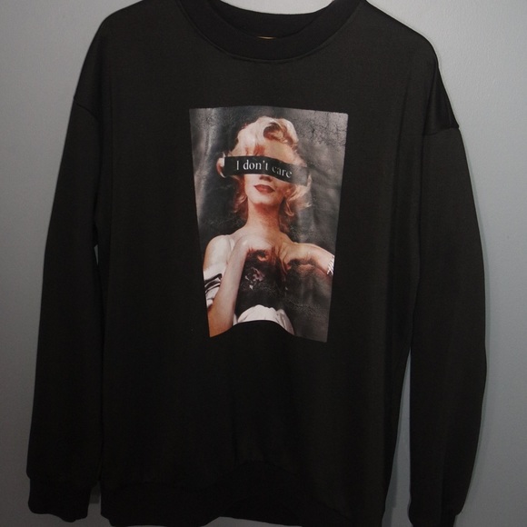 Fashion Nova Oversized Soft Black Sweater!! - Picture 4 of 5